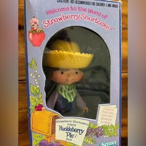 Strawberry Shortcake Huckleberry Pie Doll, 1979-80 NIB